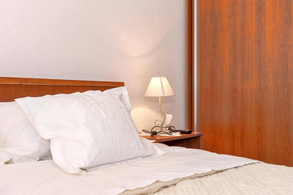 Guesthouse Wish Stari Grad  Pokój zdjęcie