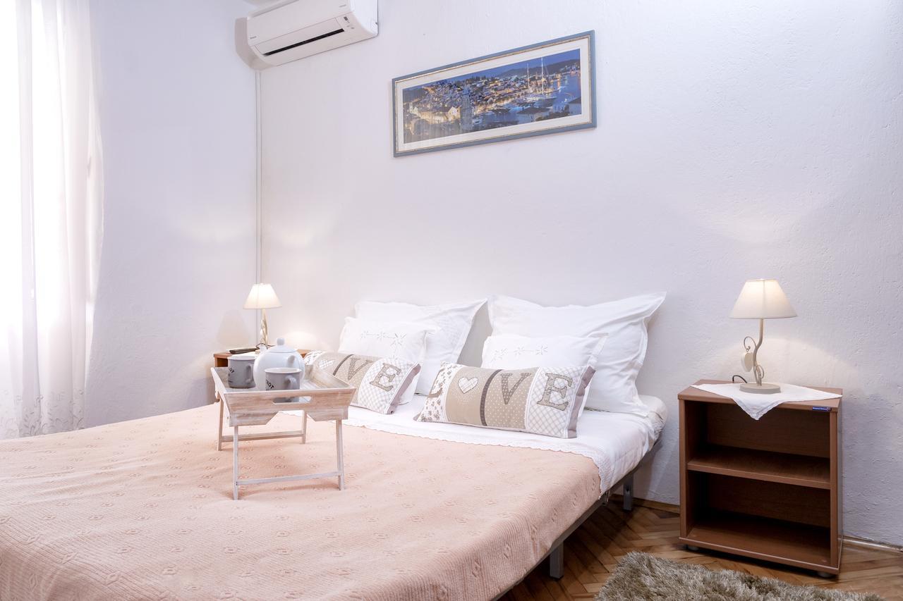Guesthouse Wish Stari Grad  Zewnętrze zdjęcie