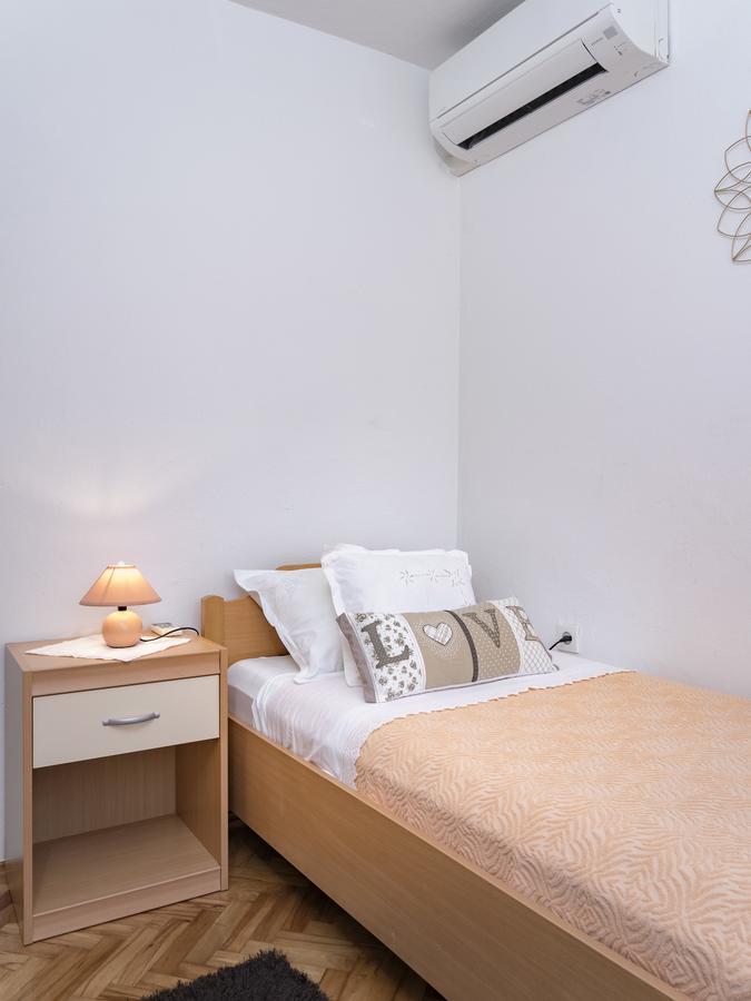 Guesthouse Wish Stari Grad  Zewnętrze zdjęcie