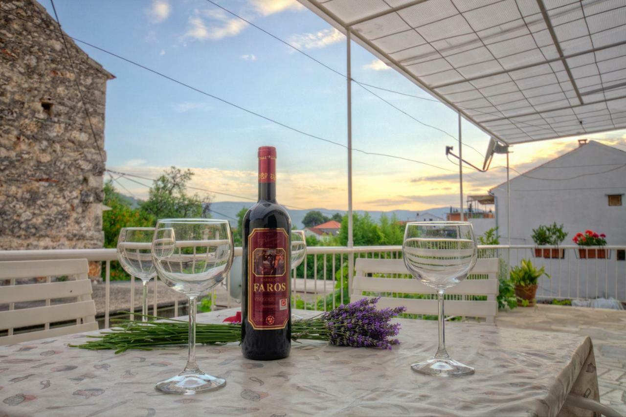 Guesthouse Wish Stari Grad  Zewnętrze zdjęcie