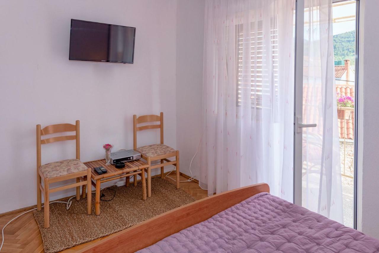 Guesthouse Wish Stari Grad  Zewnętrze zdjęcie