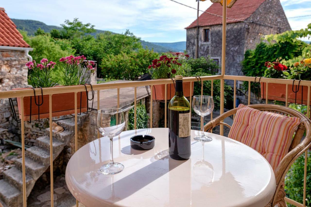 Guesthouse Wish Stari Grad  Zewnętrze zdjęcie
